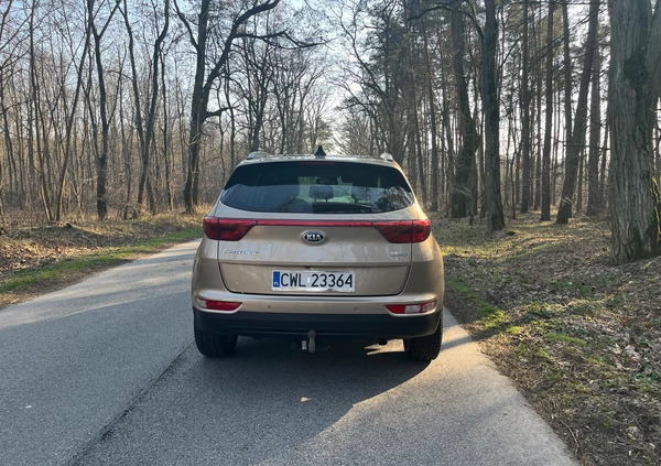 Kia Sportage cena 62250 przebieg: 183500, rok produkcji 2016 z Jastrzębie-Zdrój małe 106